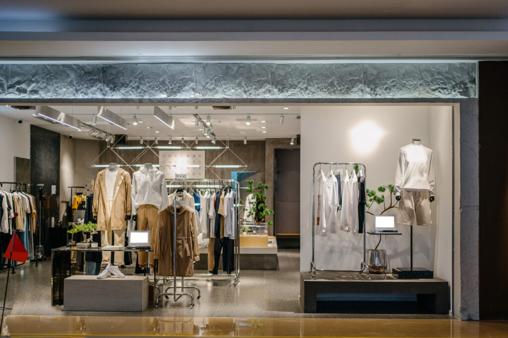Flagship retail cleaning
