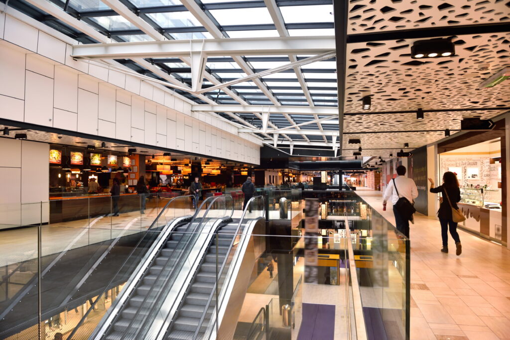 Glazing in Multi-Floor Retail